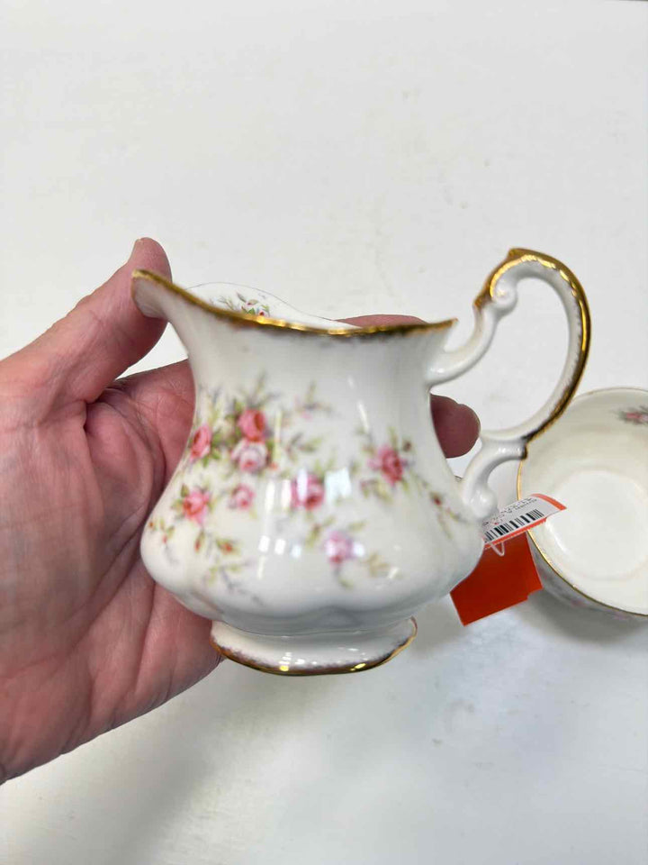 Paragon cream/sugar set