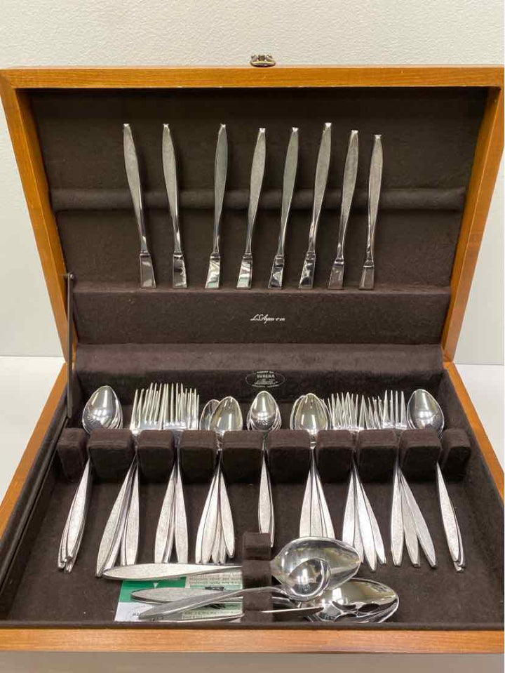 Eureka Silverware