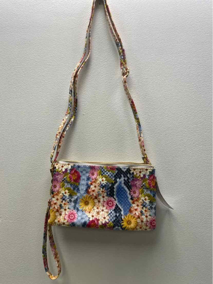 Caroline Hill Crossbody