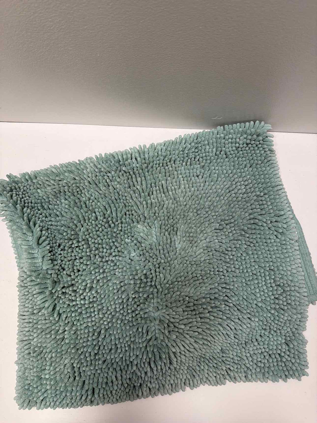 Amazon Basics Mat