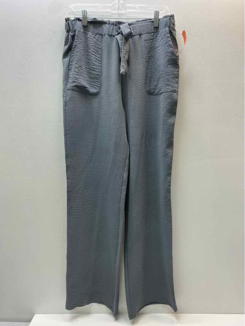 Chloe & Jasmine Size M Pants