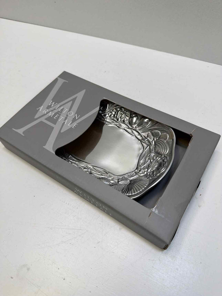 Wilton Tray